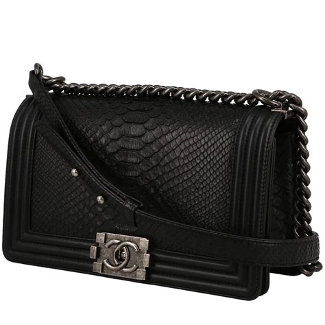 borsa tracolla chanel boy